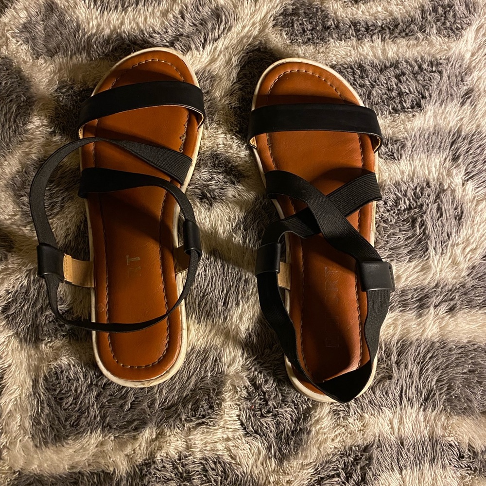 black report sandals